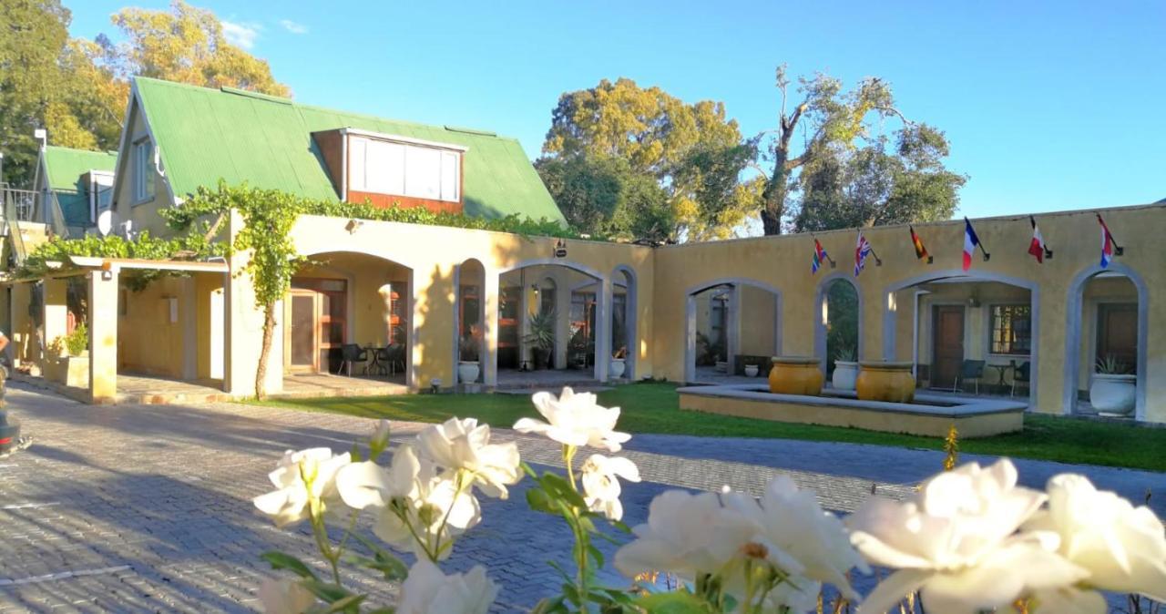 17 On Bird Guest House Beaufort West Exteriör bild