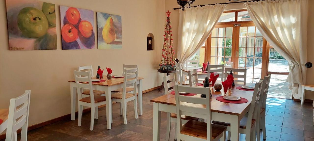 17 On Bird Guest House Beaufort West Exteriör bild